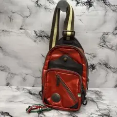 (美品)大人気、オロビアンコ、ショルダーバッグ、オールレザー、シボ革、エナメル