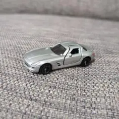 トミカ メルセデスベンツ SLS AMG