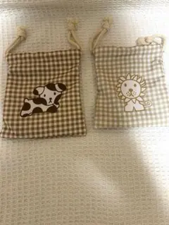 タイトーくじ　ブルーナアニマルF賞　巾着ポーチ　ライオン　いぬ