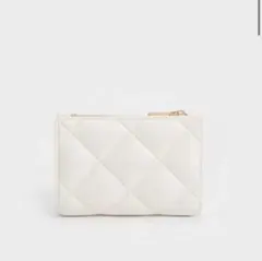 CHARLES & KEITH (チャールズ＆キース) 二つ折り財布 ホワイト