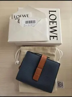 m*a様 今夜９時まで出品です。 LOEWE 二つ折り財布 レザー ブルー ブラ 2026年最新】LOEWE カラー：ネイビー系 レディース 二つ折り財布の人気