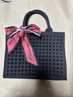 出品最後です。スタッズ付きブラックトートバッグ！写真追加