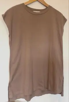 値下げ⭐︎ブラウン 半袖Tシャツのサムネイル