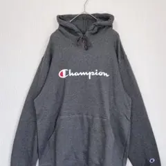【新品！未使用！】Champion/定番　スクリプトロゴ入りプルオーバーパーカー