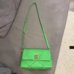 H&M 緑　ショルダーバッグ