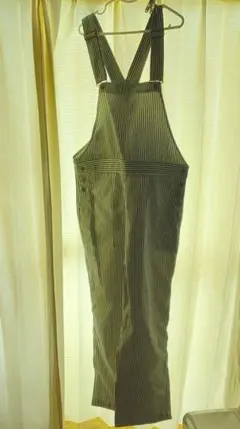 ストライプ柄オーバーオール