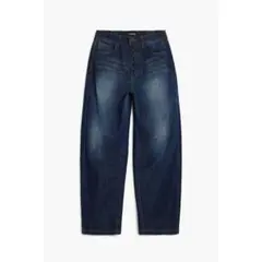 新品未使用　デシグアル　大きいサイズ　デニムパンツ42サイズのサムネイル