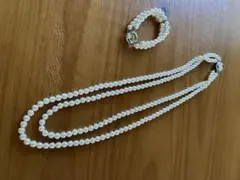パールネックレスとブレスレットセット