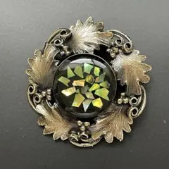 葉のモチーフ ブローチ　ヴィンテージ