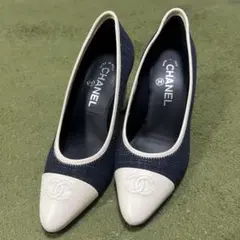 CHANEL レア パンプス デニム×レザー バイカラー　チェーン　ココマークのサムネイル