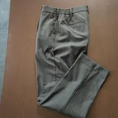 ユニクロ　タックワイドパンツ