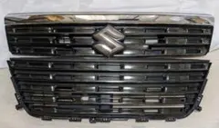 スズキ スペーシアカスタム MK53S 前期純正 フロントグリル カメラ穴ありのサムネイル