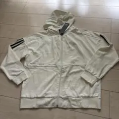 アディダス　THREE STRIPES フードパーカー