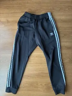 adidas originals ジャージ　ジョガーパンツ　3本ラインパンツ