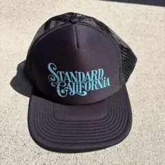 スタンダードカリフォルニア　Greenroom 限定キャップ