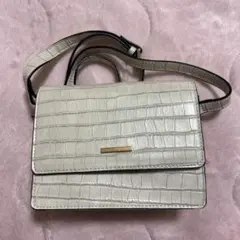 MOUSSY アイボリー クロコ型押し ショルダーバッグ