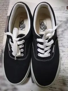 VANS エラ　レディース 24センチ　ブラック
