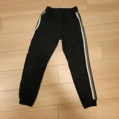 UNIQLO　キッズ　長ズボン　ドライスウェットパンツ　140