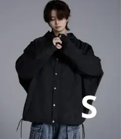 黒 フード付き ナイロンジャケット