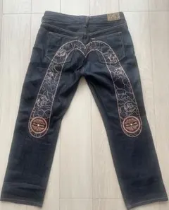 刺繍デニムパンツ