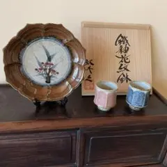 民藝/河井久/鐵釉刻紋壷/共箱付/河井寛次郎の甥 民藝/河井久/鐵釉刻紋壷/共箱付/河井寛次郎の甥