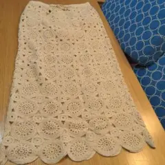 [新品同様] ZARA 刺繍 オフホワイト ロングスカート Ｌ 大きい ゴム