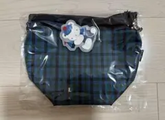 ファミリア　familiar　舟形ナイロンポシェット　青チェック　クマ　チャーム