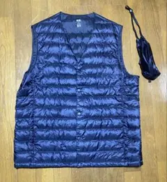 ひ*ろ様 ユニクロ ウルトラライトダウンコンパクトベスト XLチェック柄ネイビー