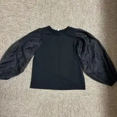 コカ　黒 バルーンスリーブ 長袖トップス