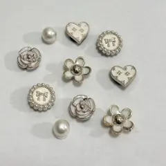 ジビッツ　クロックス　シューズアクセサリー　ホワイトリボン＆ハート10個