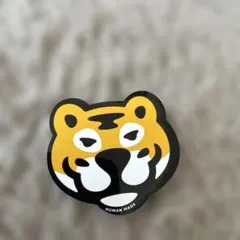 ヒューマンメイド 大阪限定ステッカーのサムネイル