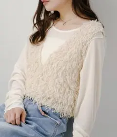 kastane ファーショートベスト　アイボリー　ほぼ新品