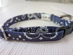 犬と生活 LifewithDogs バンダナ柄首輪 ネイビー XSサイズのサムネイル