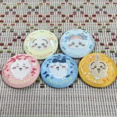 【ちいかわ】刺繍缶バッジビスケット２