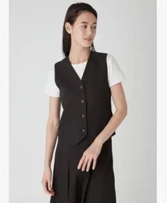 【美品】Mila Owen 後ベルト付スコッチ釦ベスト ジレベストのサムネイル