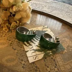 Item thumbnail for item c6e598ce-2b08-4c89-ba11-e12ac2438e34