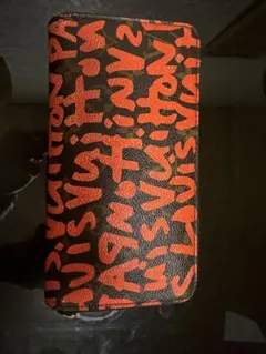 Louis Vuitton Graffiti ジッピーウォレット 長財布