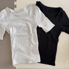 UNIQLO リブUネックTシャツ　2枚セット
