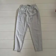 PICONE クロップドパンツ シルバー 光沢 裾ボタン イタリア 40 PICONE クロップドパンツ シルバー 光沢 裾ボタン イタリア 40 - メルカリ