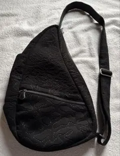 軽量 HEALTHY BACK BAG／ブラックSサイズ『肩への荷重を分散！』