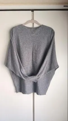 【新品】グレー ドルマンスリーブ ニット
