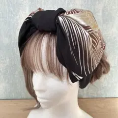 リボン風の和風ヘアターバン　着物生地リメイク　ヘアバンド　ブラック(銀彩)