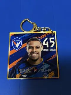 【匿名配送】Vファーレン長崎45ガブリエルチグロン選手色紙キーホルダー