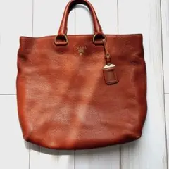 PRADA レザートートバッグ