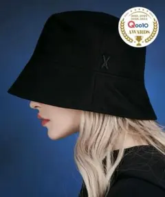 VARZAR ブラック バケットハット Xロゴ刺繍