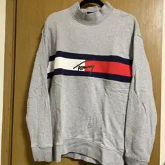 Tommy サイン入り グレー トレーナー