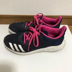 アディダス　adidas スニーカー　ランニングシューズ