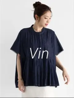 【新品】Vin ヤマダヤ　フロントタックデニムブラウス　ネイビーのサムネイル