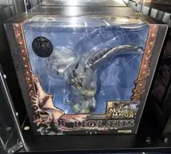 未開封 モンハン部限定モンスターハンター　リオレウス希少種　クリエイターズモデル