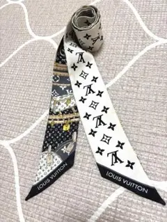 最終値下げ‼️【希少性】LOUIS VUITTON シルクスカーフ モノグラム